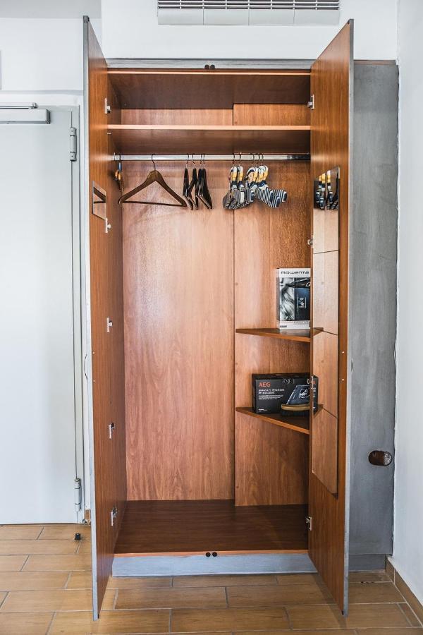 P & I Apartment Атина Екстериор снимка